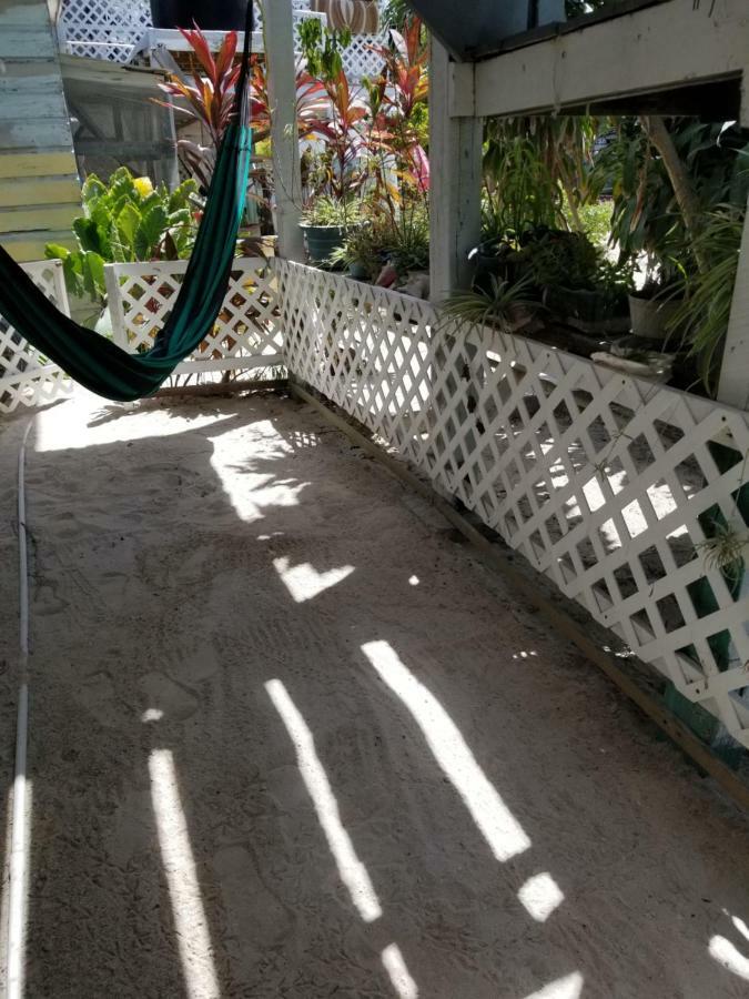 Chapito'S Apartment 2 Caye Caulker Extérieur photo